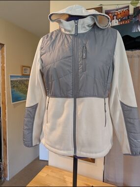 Free Country Two-Tone Hooded Puffer Fleece Jacket - Gray & Cream